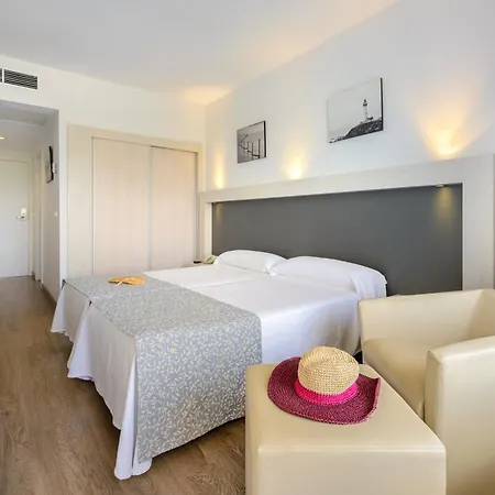 Vibra Beverly Playa Hotel 4*