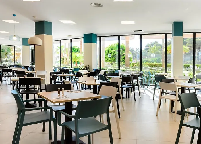 Hotel Vibra Beverly Playa