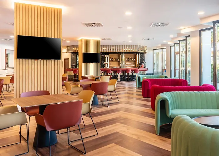 Vibra Beverly Playa Hotel 4*