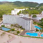 Vibra Beverly Playa