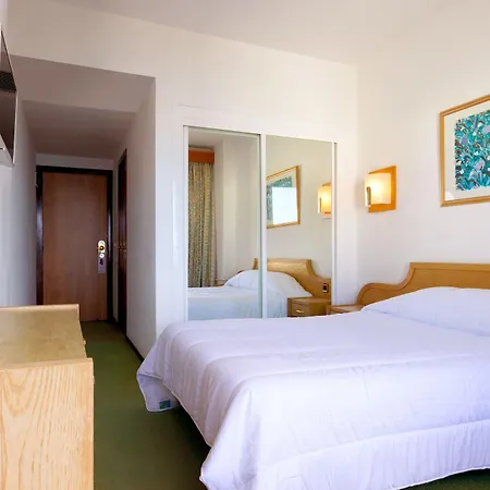 Hotel Vibra Beverly Playa 4*