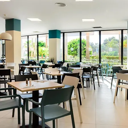 Hotel Vibra Beverly Playa