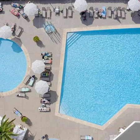 Vibra Beverly Playa Hotel 4*