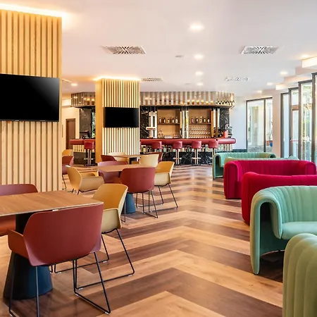 Vibra Beverly Playa 酒店 4*