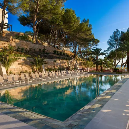 Vibra Beverly Playa Hotel
