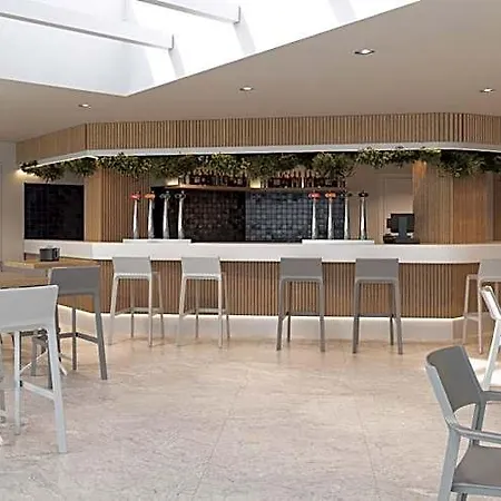 Vibra Beverly Playa Hotel 4*