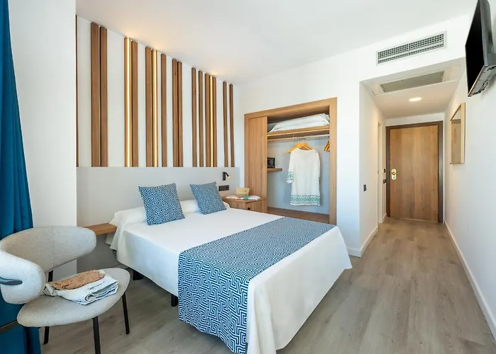 Vibra Beverly Playa Παγκουέρα