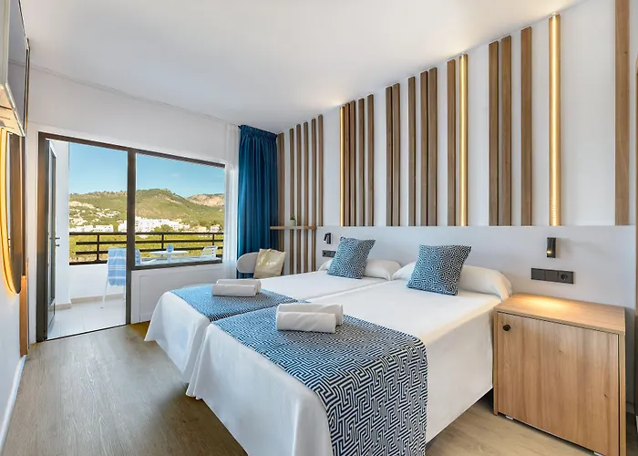 Vibra Beverly Playa 4* Παγκουέρα