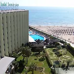 ホテル Vibra Beverly Playa パゲラ