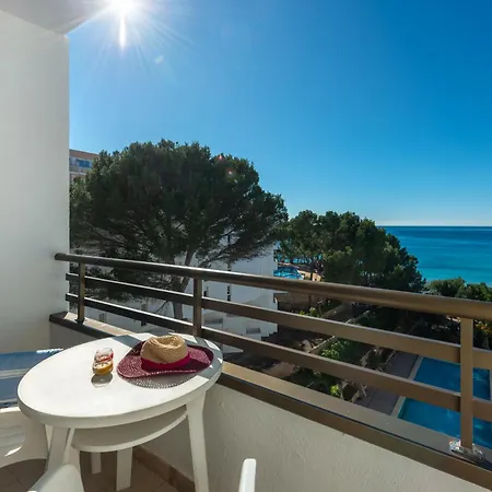 Vibra Beverly Playa 4* باغيرا